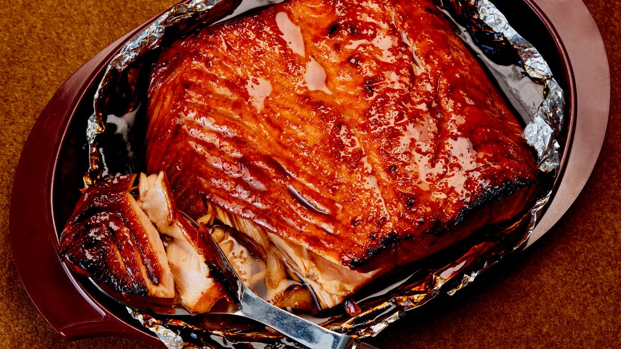 Sweet & Spicy Hot Honey Glazed Salmon: Quick, Healthy Weeknight Meal